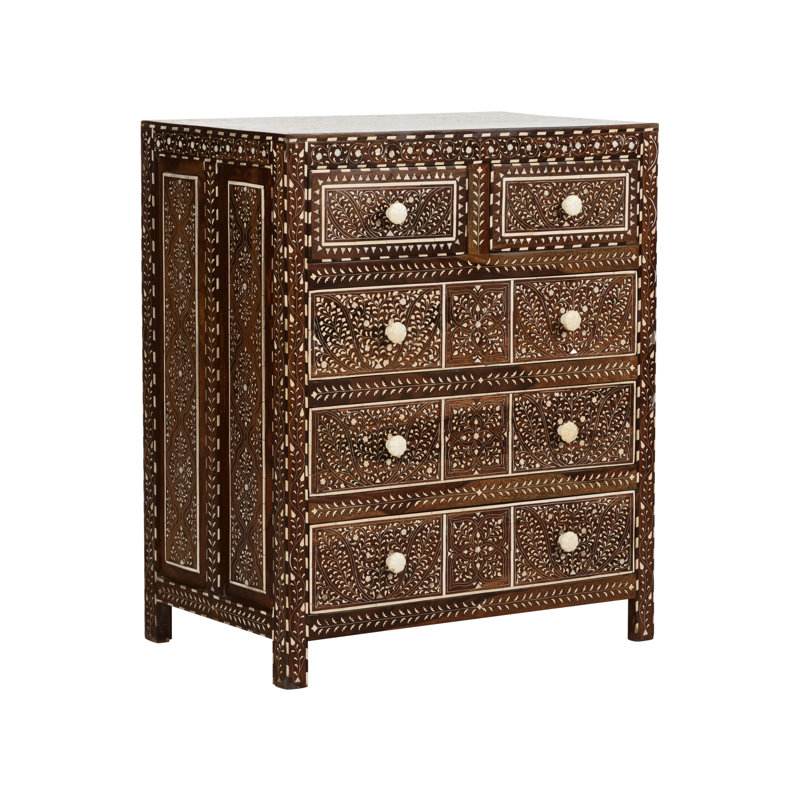Aryana Chest