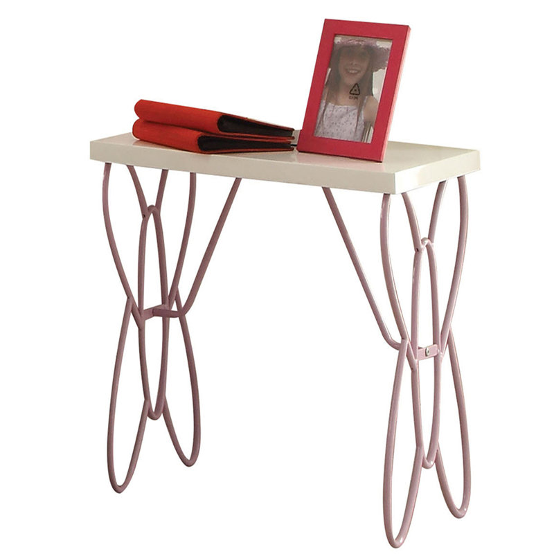 Table de chevet blanche et mauve clair