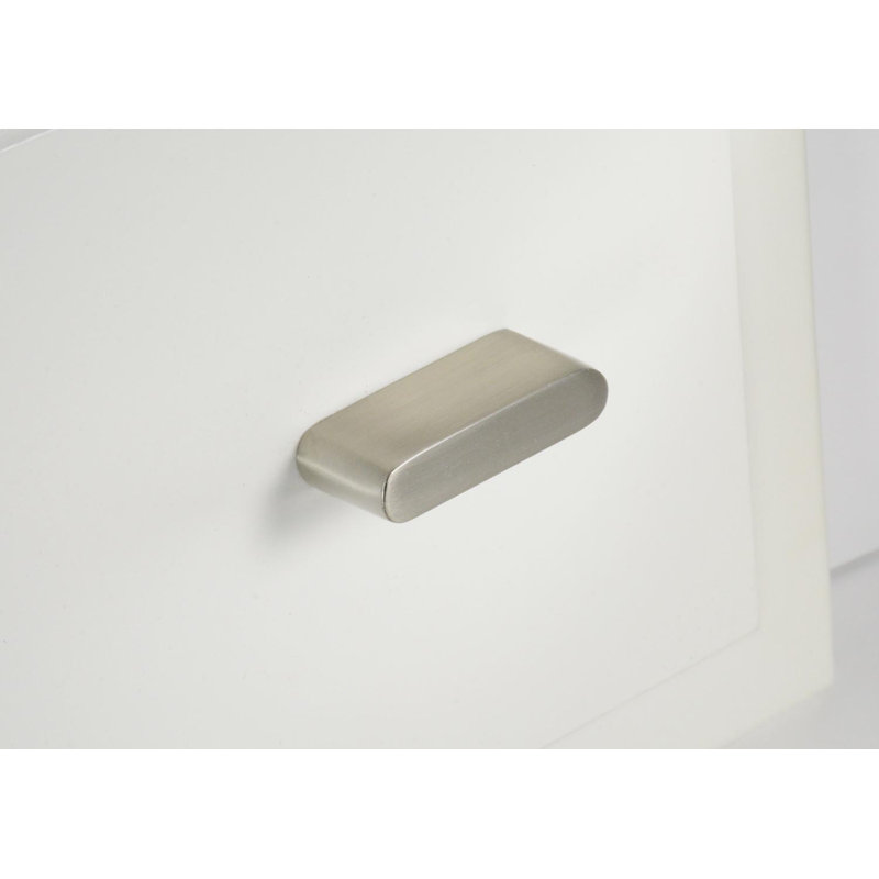 Quantum Back Mount 1 1/4" Center to Center Finger Pull