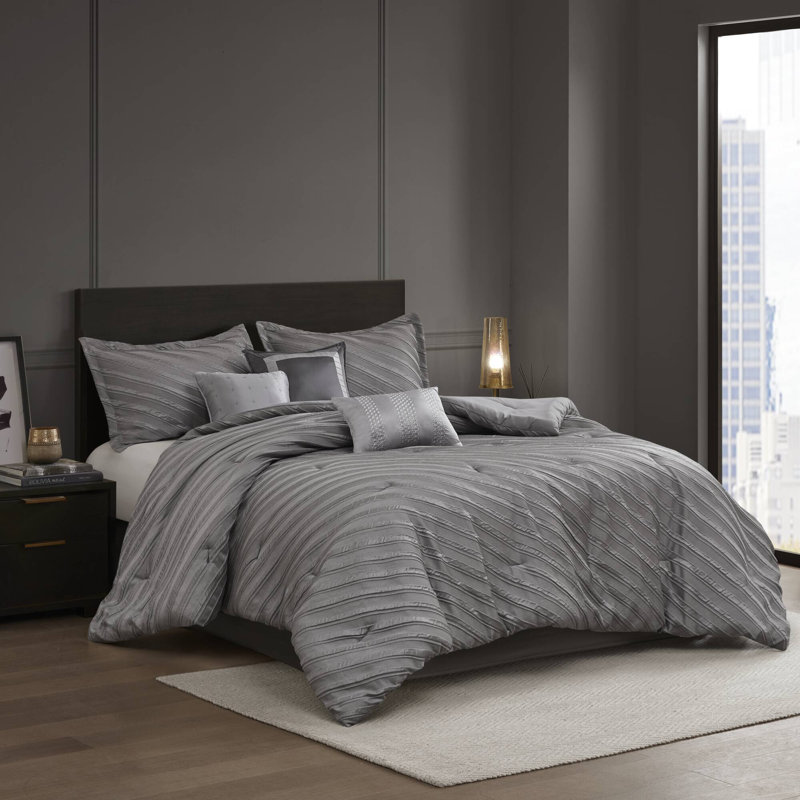 Ensemble d'édredon 7 pièces Riva Luxury Jacquard, Grey, Queen Comforter + 6 Additional Pieces