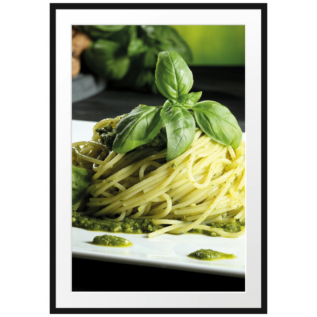 Gerahmtes Poster Spaghetti mit grünem Pesto