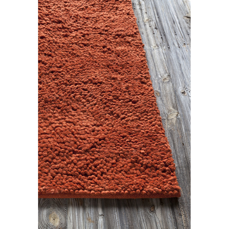 Luxurious Crimson Shag 5' x 7' Handwoven Wool & Viscose Rug