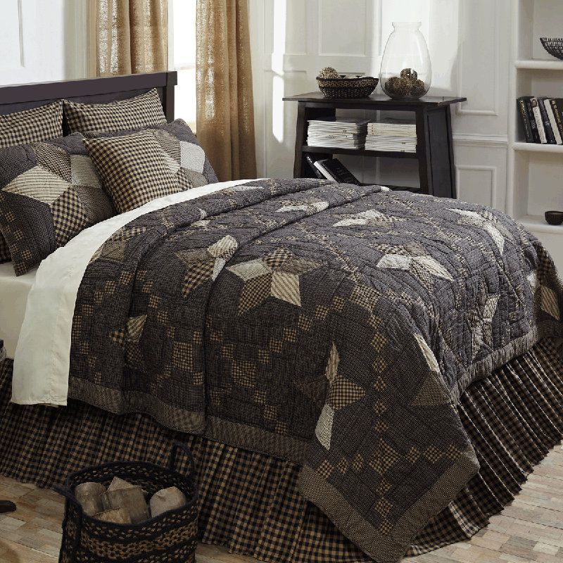 Farmhouse Star King Black Cotton Reversible Quilt Set