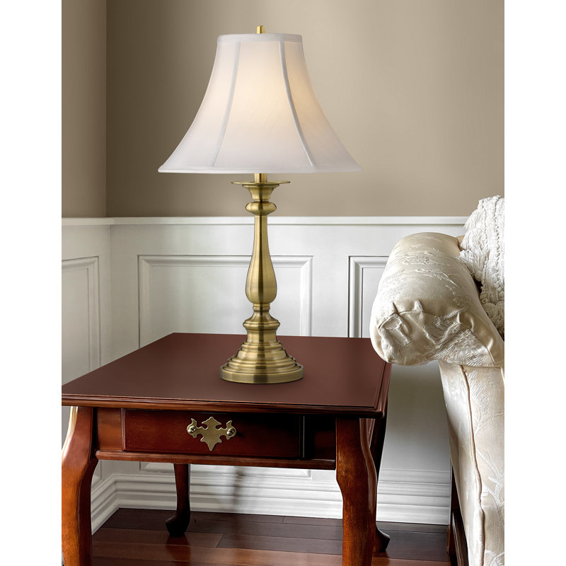Lampe de table en laiton antique satiné 27 po Patrick Henry