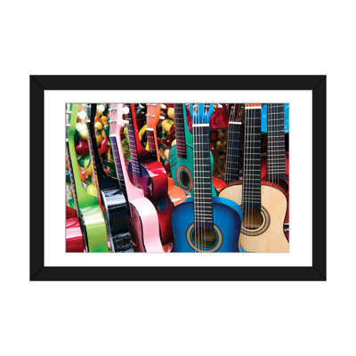 «Toy Guitars» par Walter Bibikow - reproduction de photo sur toile tendue