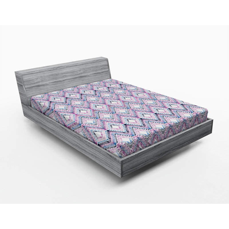 Microfiber Geometric Fitted Sheet, Queen Fitted Sheet
