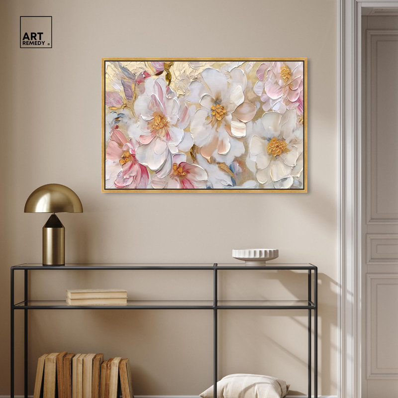 Art floral sur toile Fleur Essence par Art Remedy, H 25,5 po x l 37,5 po x P 1,2 po, Cadre flottant doré
