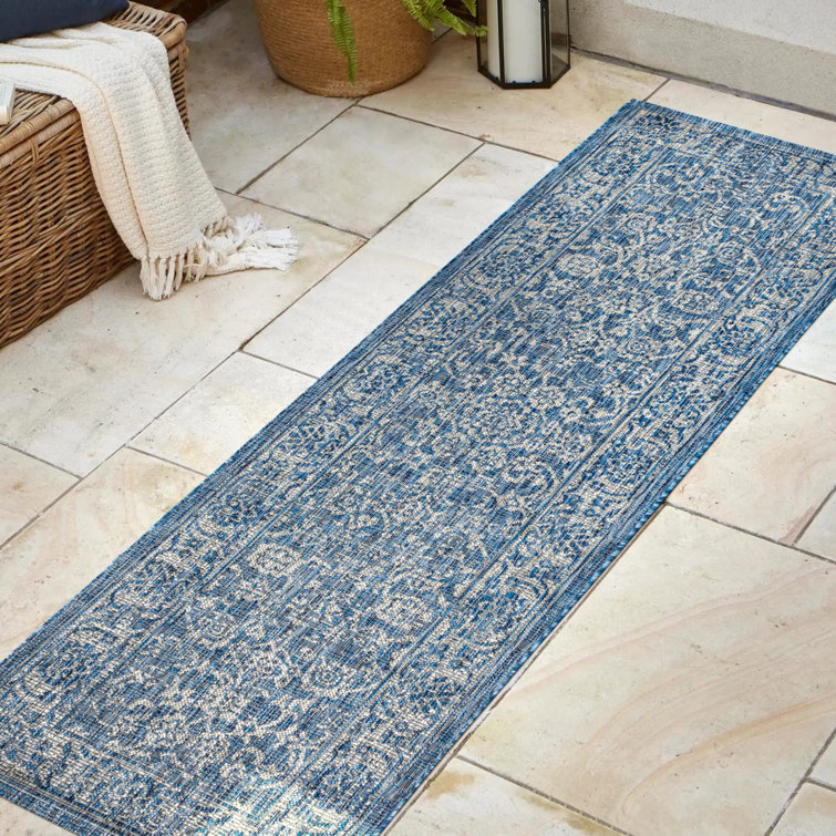 Leonora Bohemian Textured Weave Floral Navy/Gray Indoor/Outdoor Rug