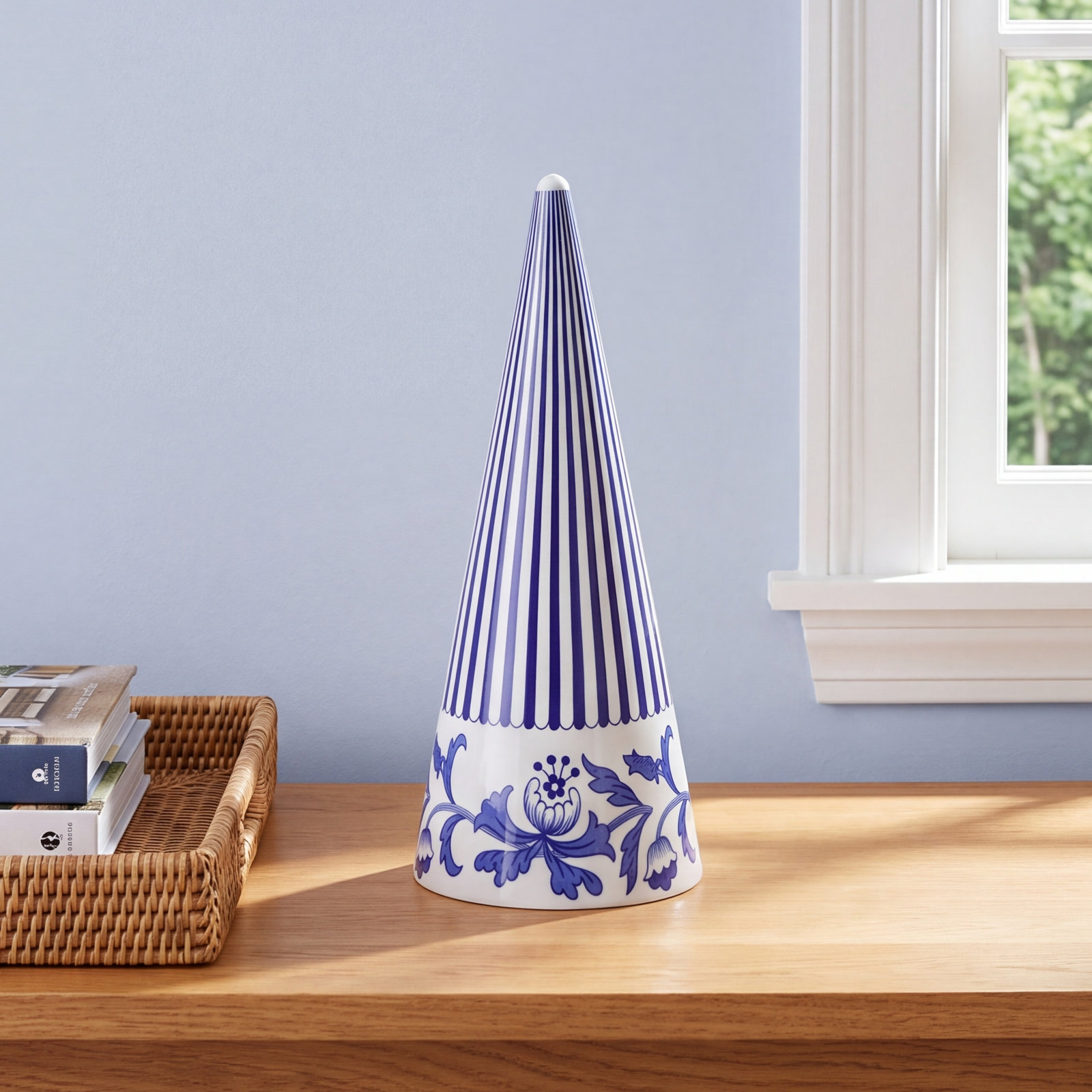 Spode Blue Italian Topiary 8"