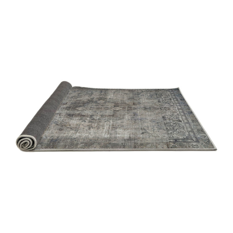 Omak Oriental Indoor Rug, Round 5'