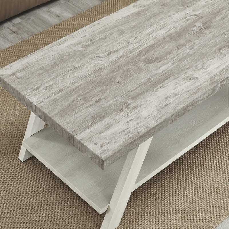 Table basse à deux tons