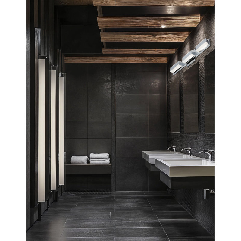 Éclairage pour meuble-lavabo mural 3 lumières Viola, Chrome poli