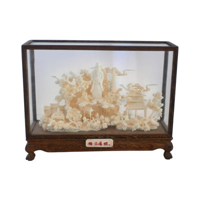 Paysage chinois en résine sculptée dans un étui en bois 12 po x 4 po x H 9 po