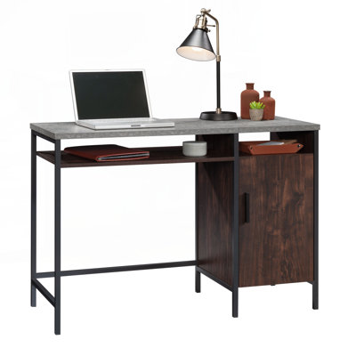 Bureau, finition noyer foncé