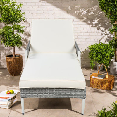 Méridiennes de patio réglables, chaise moderne en rotin d'acier pour la piscine