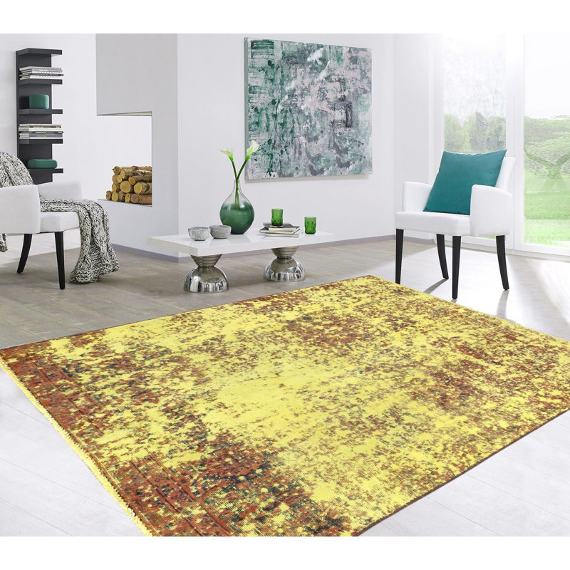 Shadava Oriental Area Rug in Yellow