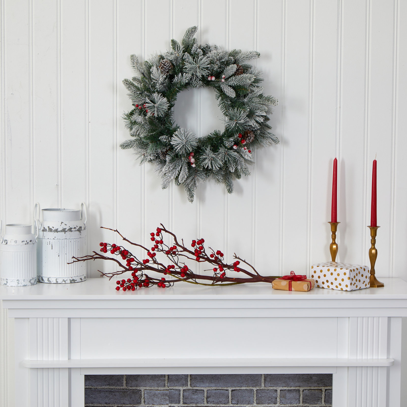 20'' Faux Pine Lighted Wreath