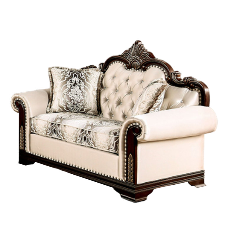 Causeuse Catie 66 po, beige, garniture cloutée, bois massif brun cerise