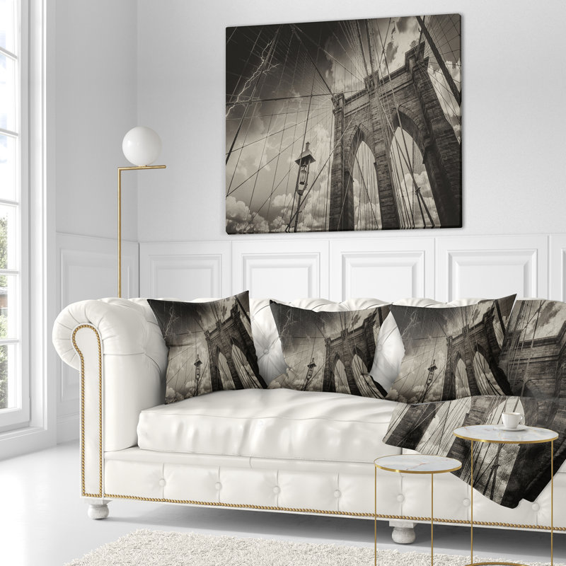 Cityscape vue haut du coussin de pont brooklyn, 18 po x 18 po, Oreiller européen