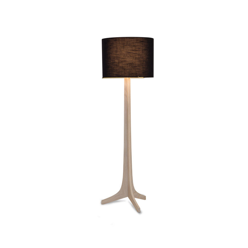 Lampe sur pied 59 po Nauta, Amaretto noir, Chêne blanc délavé/laiton brossé