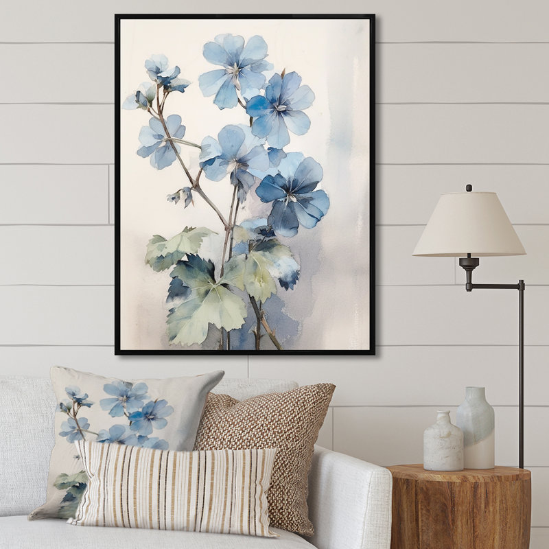 «Blue and White Geranium Minimal Expression I», reproduction sur toile, Cadre flottant noir, H 32 po x l 16 po x P 1 po