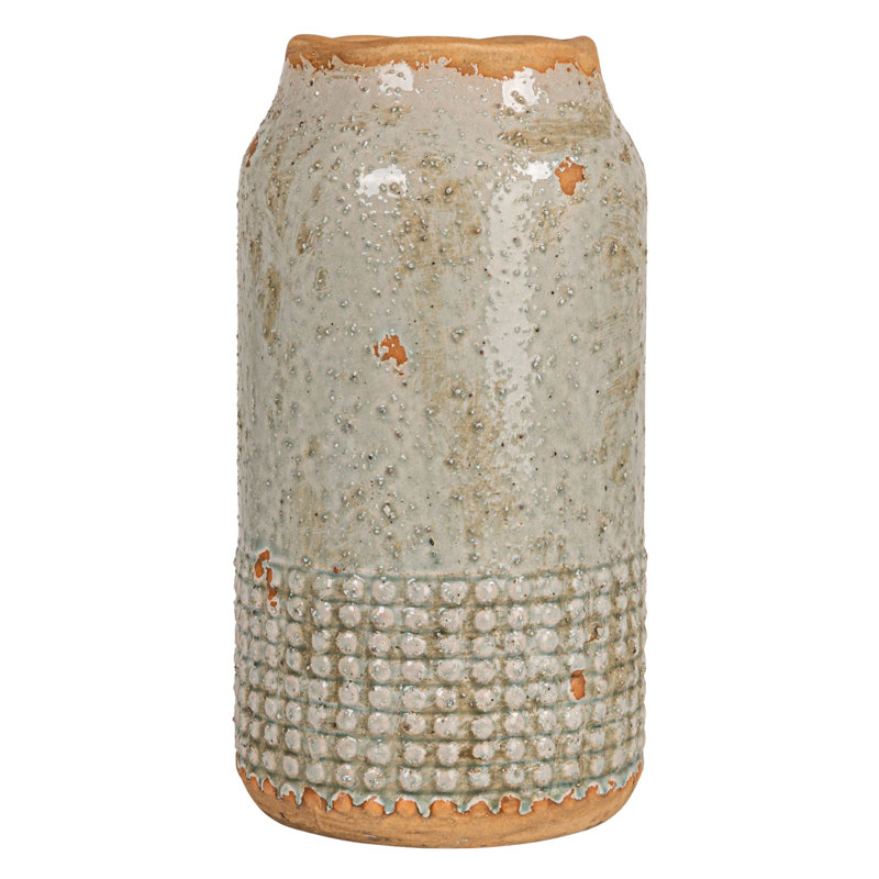 Ravensara Morrill Terracotta Pot Planter