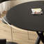 Petite table et chaise de style Wabi-sabi-110490905