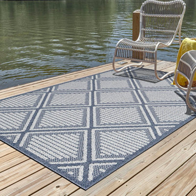 Indoor/Outdoor Trellis Area Rug