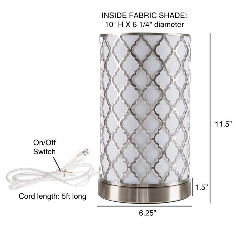 Lampe de table 11,5 po Alessandro Quatrefoil avec finition en acier, motif quadrilobe en tissu découpé au laser