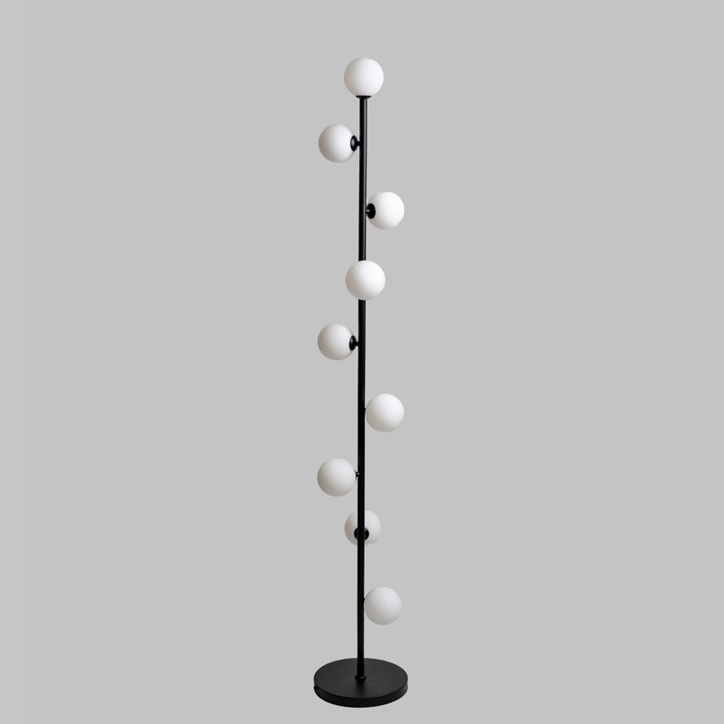 Osvalds Nordic Minimalist Floor Lamp, Matte Black
