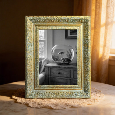 Antique Gold 3 PCS 8" x 10" Vintage Style Picture Frame with Plexiglass Front