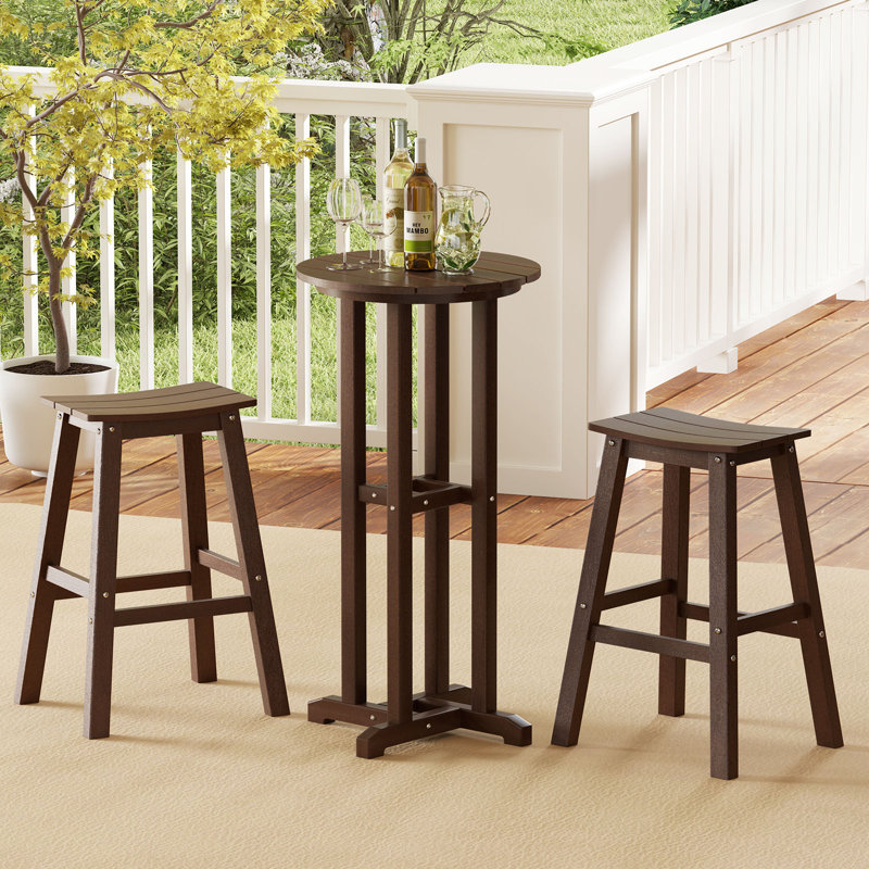  Ensemble 3 pièces de table de bar et de chaises en PEHD pour 2 personnes avec repose-pieds pour piscine de jardin, Brun