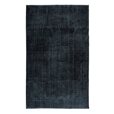6x9.7 Ft Handmade Turkish Wool Area Rug in Gray and Black 4 Modern Interiors