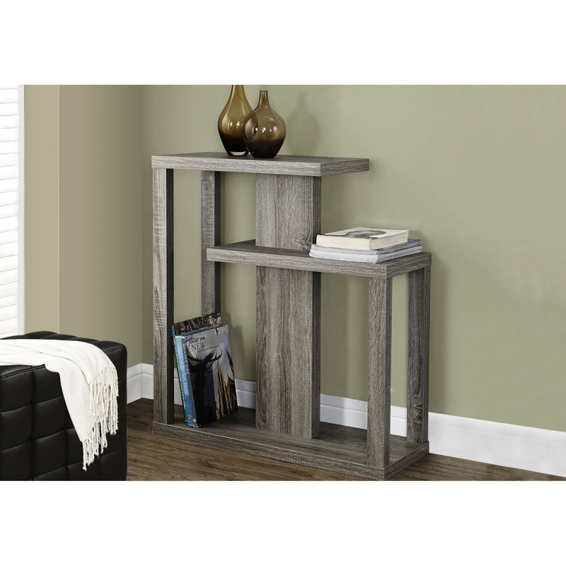 Console de chambre à coucher - Étroit avec stratifié taupe, concept ouvert à trois niveaux pour la maison, entrée contemporaine, finition brune