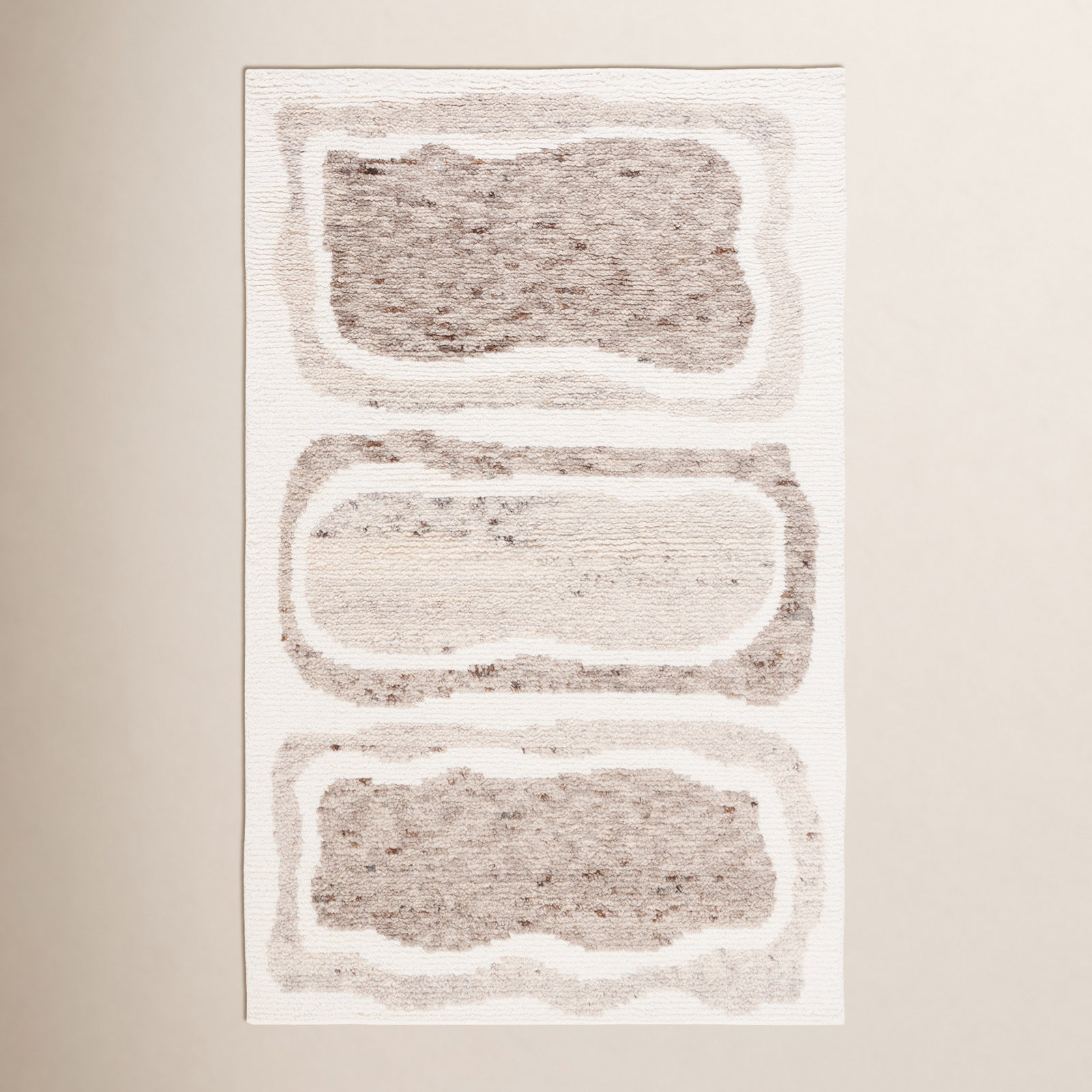 Serana Abstract Hand-Knotted Wool Area Rug in Ivory/Brown, Rectangle 3' x 5'
