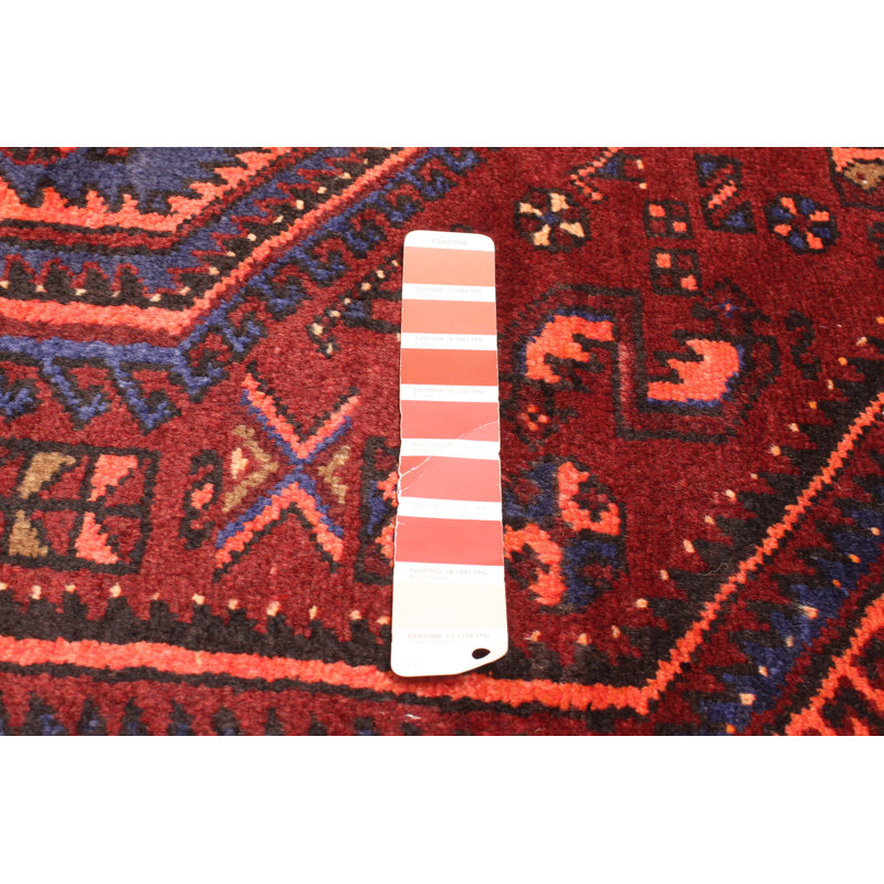 Tapis rouge Anadol 5 pi 2 po x 7 pi 5 po