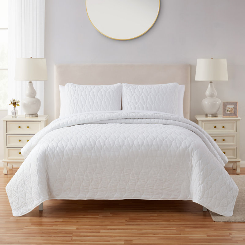 Microfiber 3 Piece Quilt Set