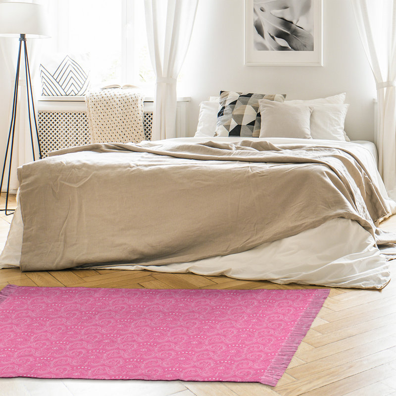 Tapis de troisième zone rose eye Mcguigan, Oui