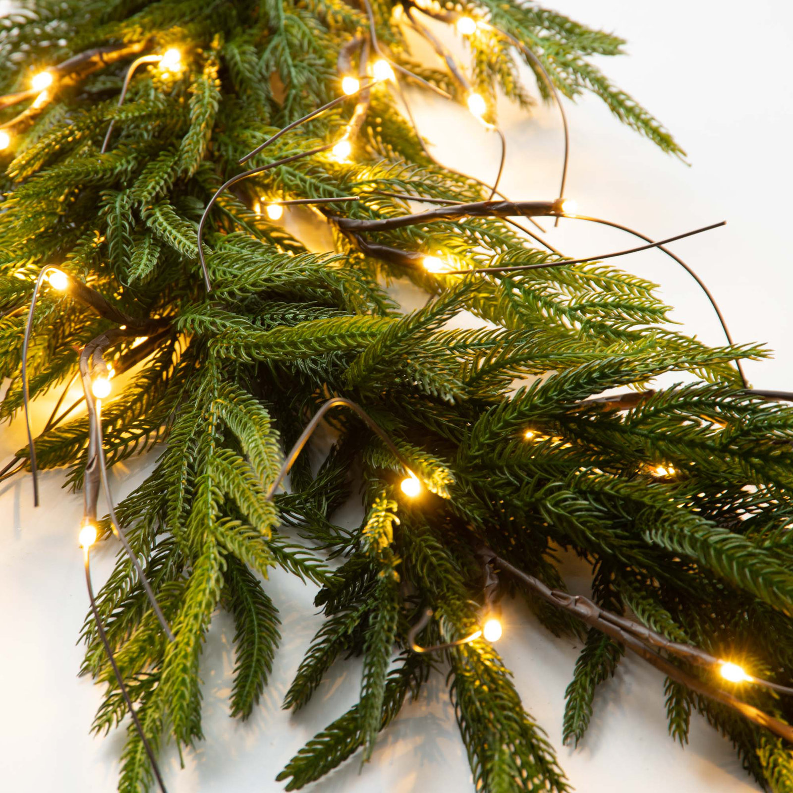 84'' in. Lighted Faux Garland