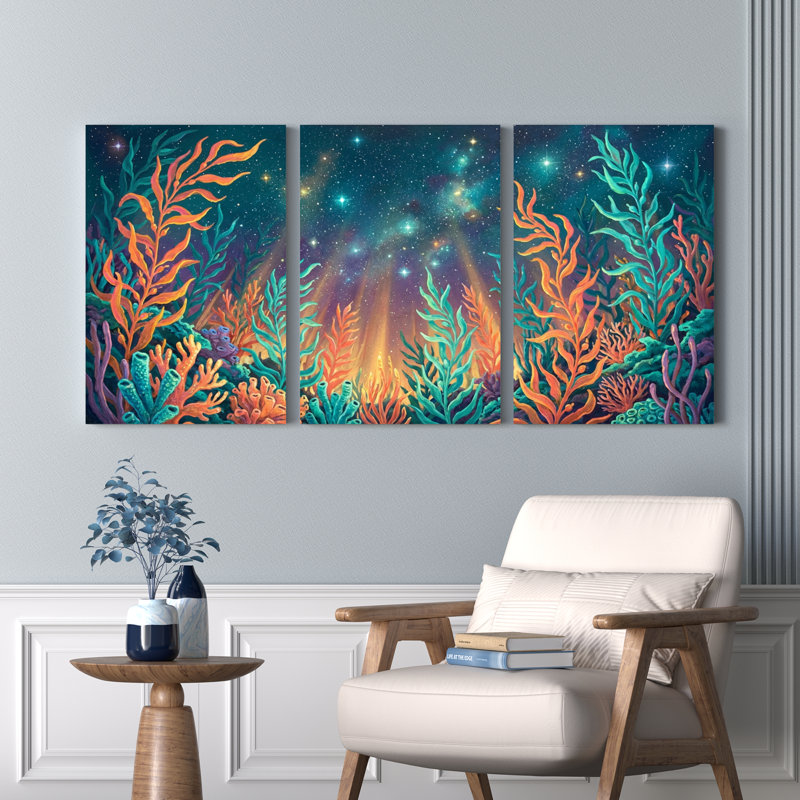 Ensemble de 3 tableaux sur toile tendue représentant un récif corallien sous-marin, 2436
