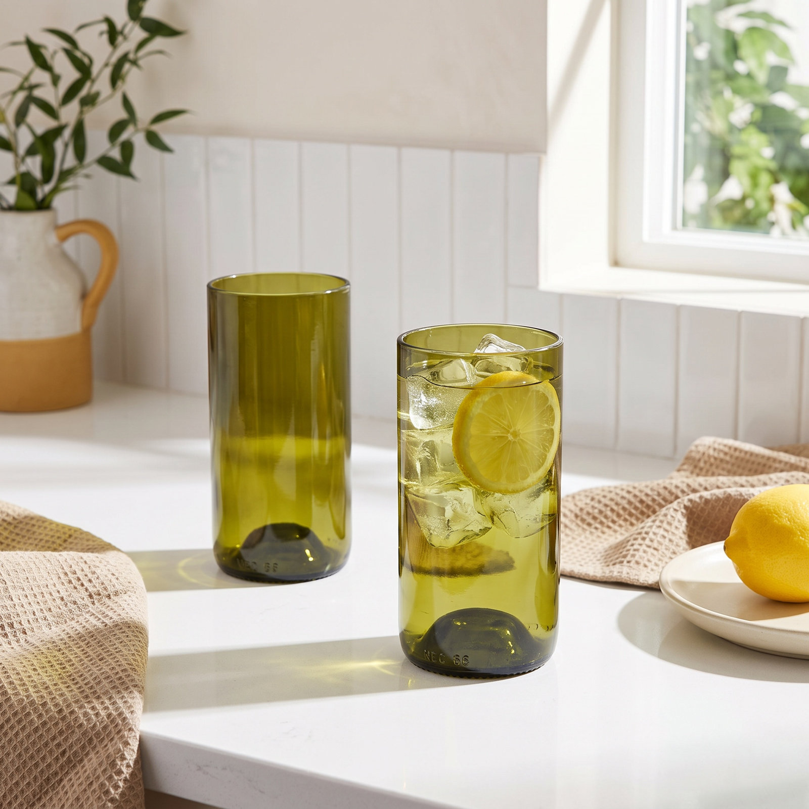 Tompson Drinking Glass, Olive Green, 16 oz