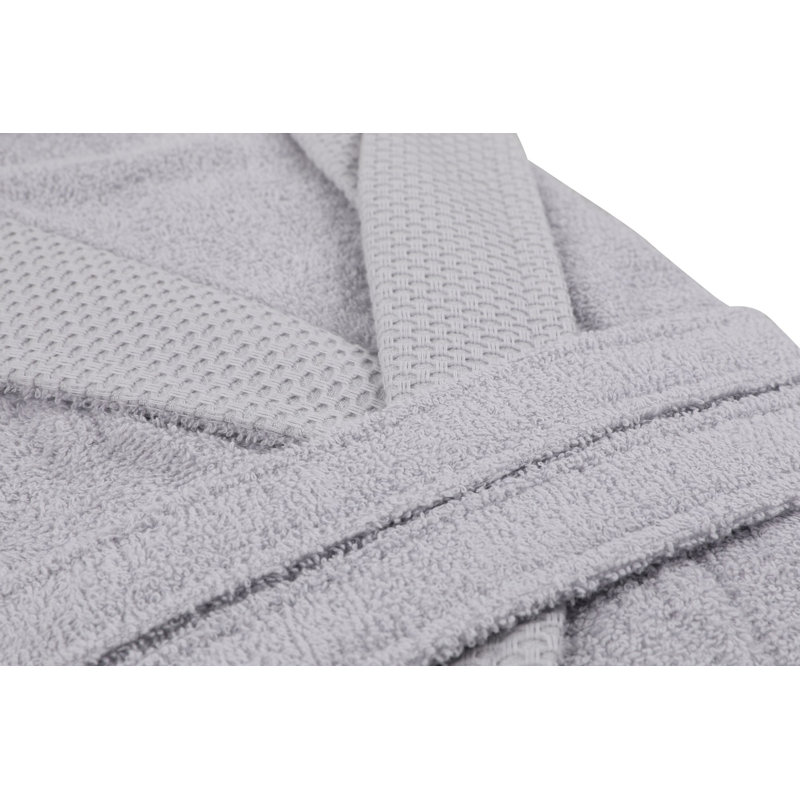 Peignoir, M
