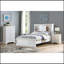 Commode de chambre moderne avec tiroirs de couleur blanche