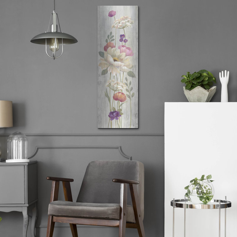 «Retro Floral I» par Silvia Vassileva, H 36 po x l 12 po