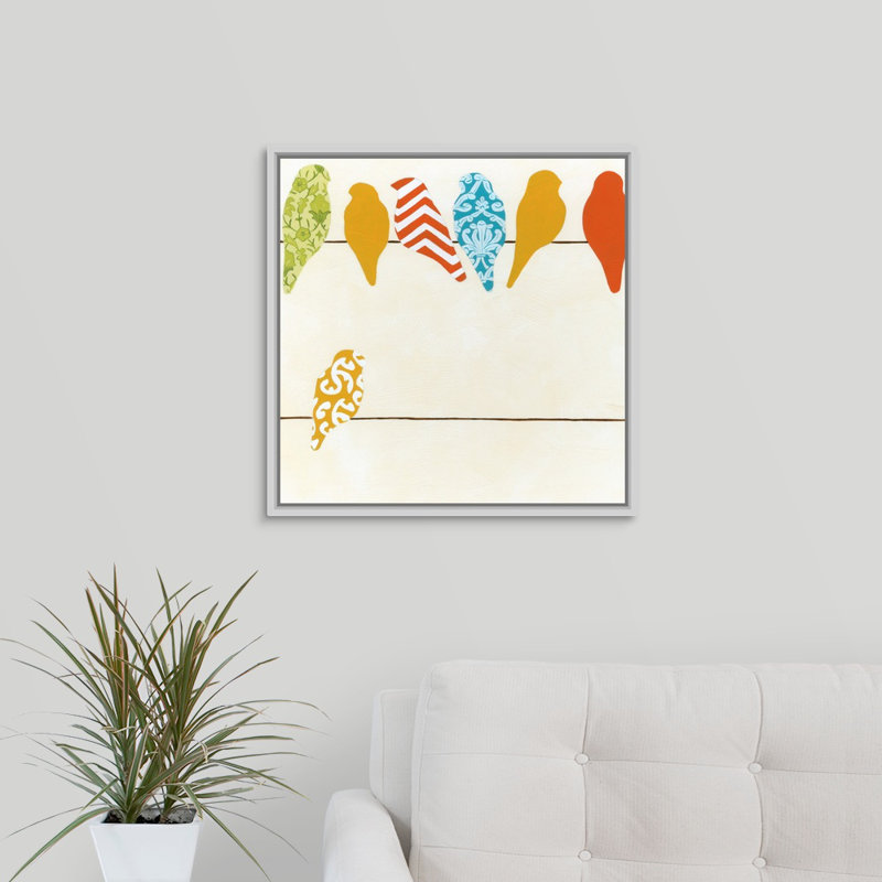 «Patterned Birds I» par The Novogratz - peinture sur toile, H 12 po x l 12 po x P 1,25 po, Cadre flottant blanc
