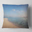 Coussin bleu ciel seascape serene maldives-29343043-29343039