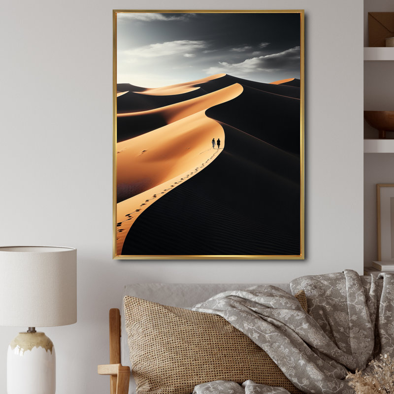 Égypte, paysage de sable silencieux I - reproduction, H 32 po x l 16 po x P 1 po, Cadre flottant doré
