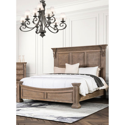 Lit pour très grand lit, tête de lit à panneau, bois massif, chêne vieilli, conception traditionnelle, moulures dentelées, poteaux, détails, style unique, style, structure de type lit avec largeur de produit en caoutchouc
