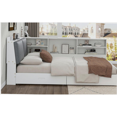 Lit plateforme double en bois avec tête de lit, tablettes et 2 tiroirs