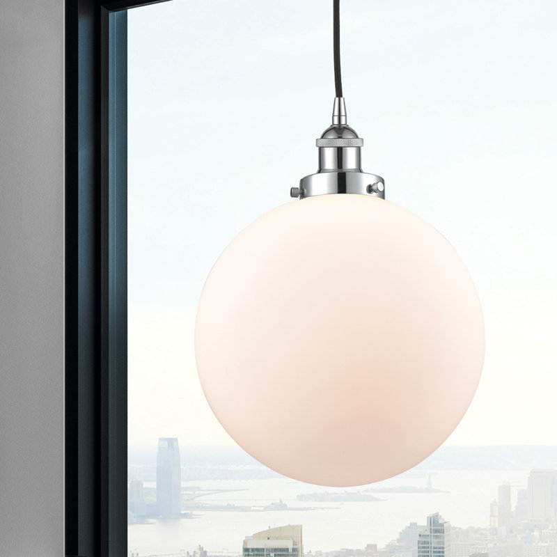 Luminaire suspendu simple à 1 lumière Frederick, Blanc, H 15,5 po x l 12 po x P 12 po, Chrome poli